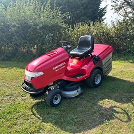 2013 Honda HF2315 Ride On Mower With Rear Collector