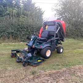 Kubota F3680 4WD Outfront Ride On Mower With High Tip Collector